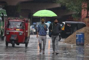 Parts of J&K receive rainfall amid forecast for m...